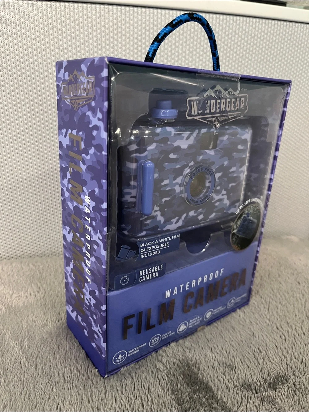 Waterproof / underwater Camera. Reusable. Film included. Great gift. New!